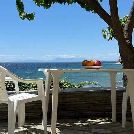 Everblue - Halkidiki Beachfront Psakoudia