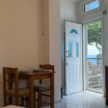 Everblue - Halkidiki Beachfront Hotel Psakoudia