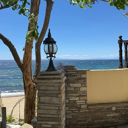Everblue - Halkidiki Beachfront Hotel *